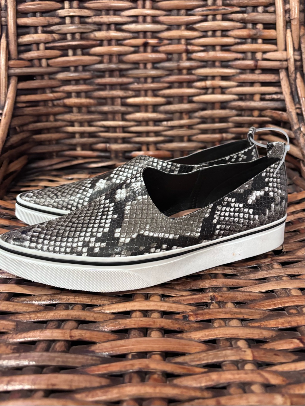 Anthropology-All Black Slip-On Snake-Print Black/Gray 6.5/37 Never Worn